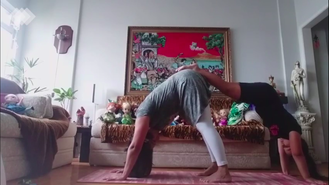 Yoga (Maternais II e Jardins)